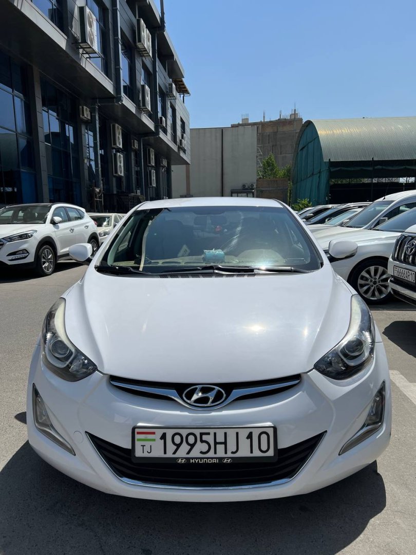 Hyundai Avante 2014